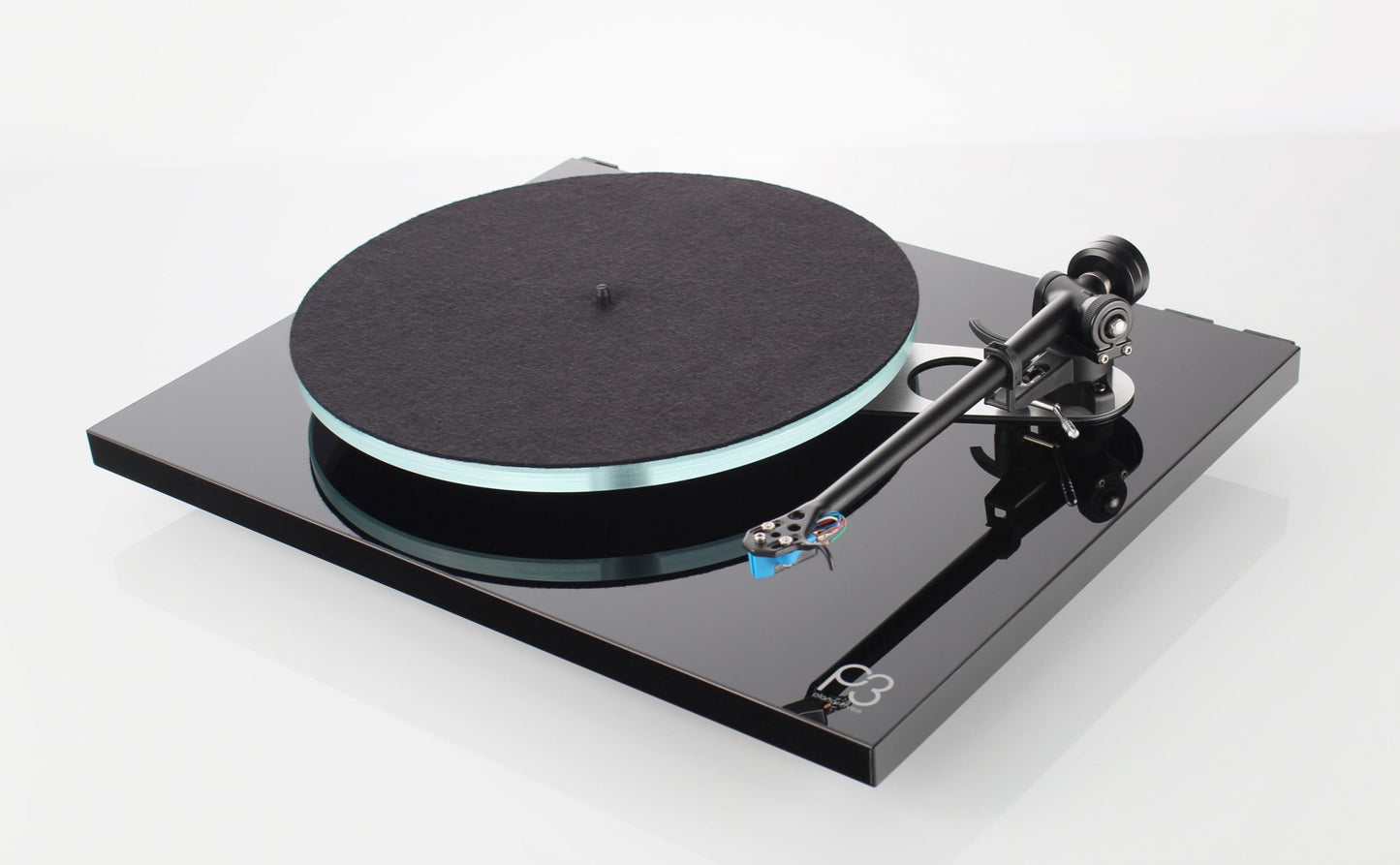 Rega Planar 3
Turntable